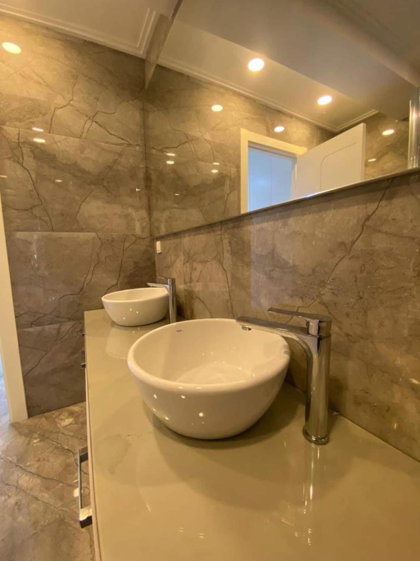 Luxury Unit With Sea View Taksim Square 15 Daire